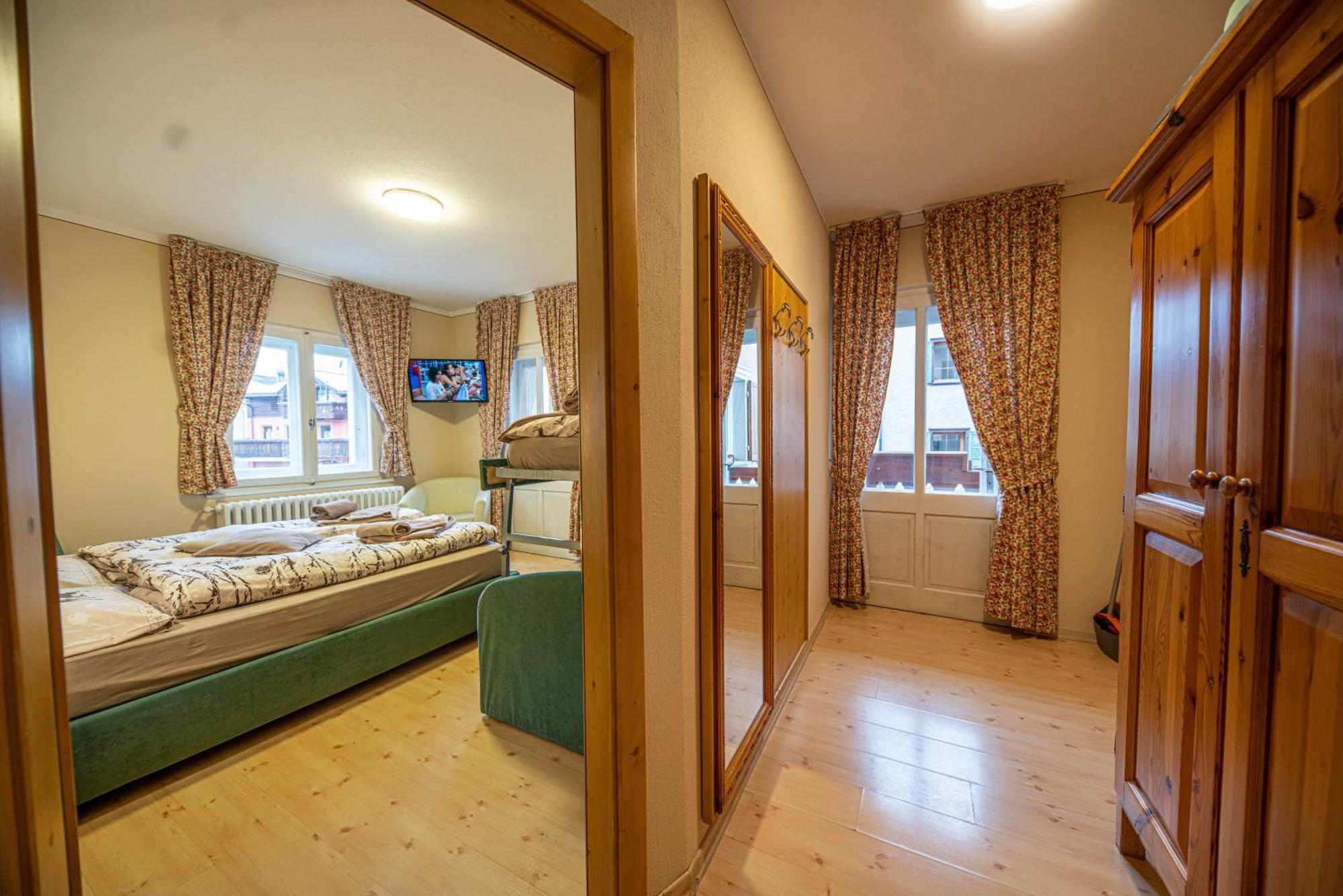 Maison Ostaria Myholidayลีวินโญ ภายนอก รูปภาพ
